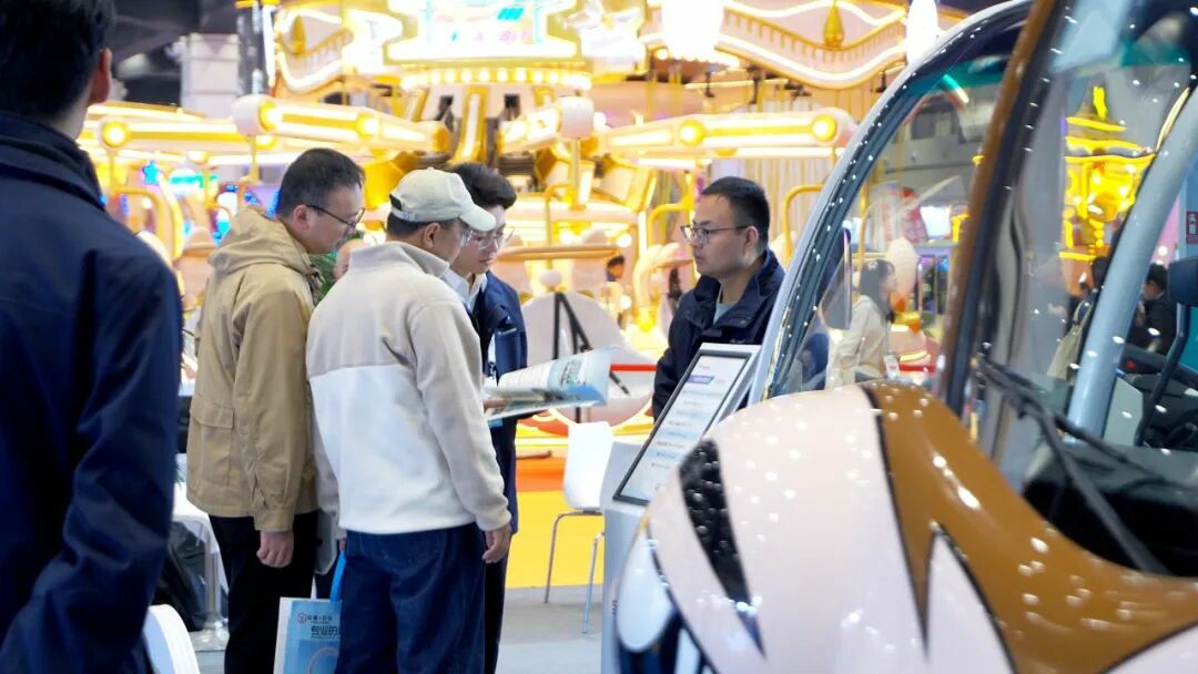 智趣出行，悦动未来！立博观光车亮相2025中国（郑州）旅游休闲娱乐产业博览会