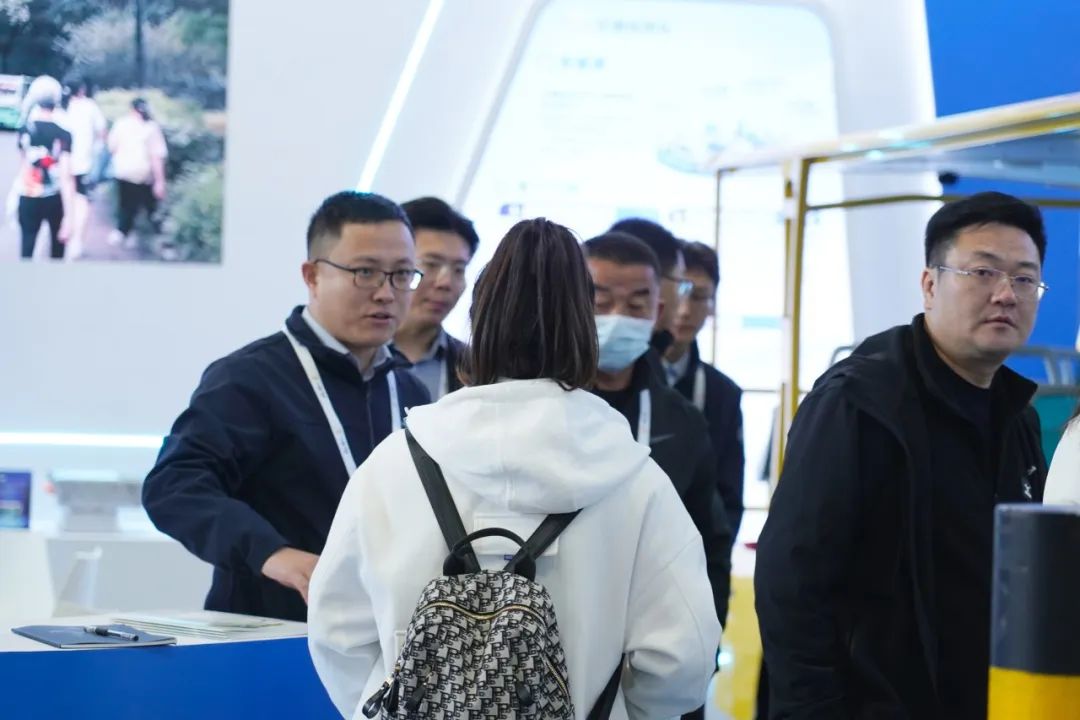 智驾赋能文旅·绿色领航未来 | 立博观光车闪耀第41届CAAPA博览会