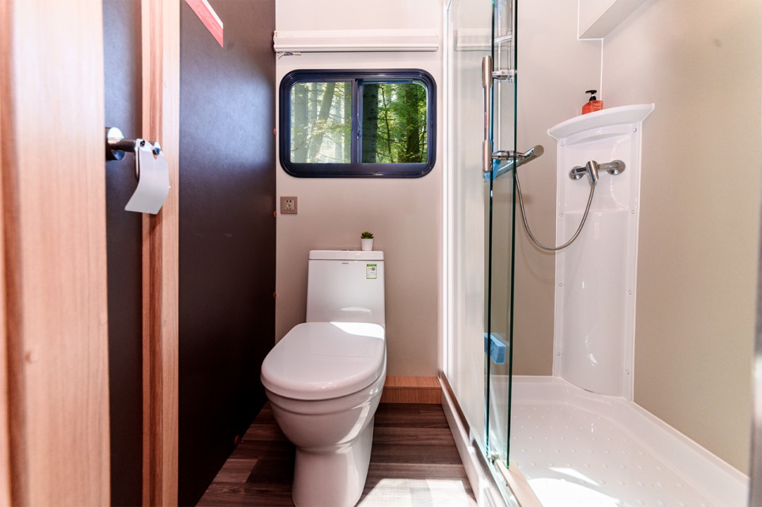 赛里木湖畔的“风景之屋”：立博移动民宿开启沉浸式旅行体验