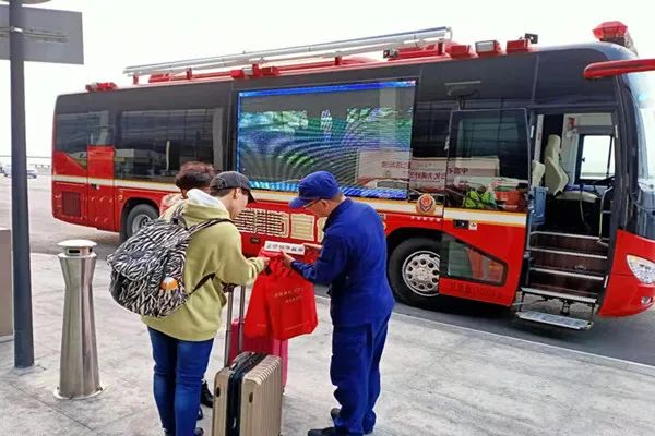 安全守护成长，立博宣传消防车助力消防安全“开学第一课”！